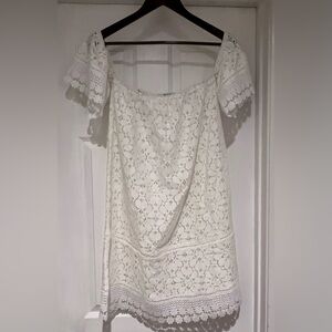 🟡White Lace Off-Shoulder Dress
